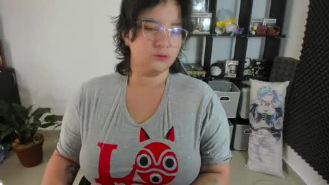 Snapshot of aikadreams chatting on 20, 2, 2025 Catalina online show from 20, 2, 2025