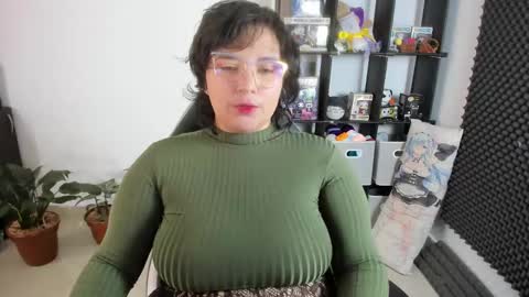 Snapshot of aikadreams chatting on 23, 2, 2025 Catalina online show from 23, 2, 2025