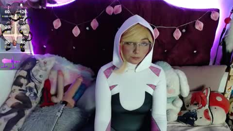 Snapshot of aiko_yagami chatting on 14, 10, 2025 Aiko online show from 14, 10, 2025