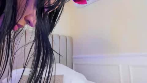 Snapshot of aikopum chatting on 24, 10, 2025 aikopum online show from 24, 10, 2025