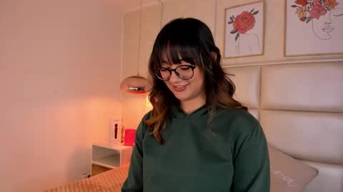 Aily Yozuko online show from 9, 1, 2026