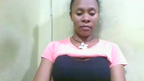 Snapshot of aimee982179 chatting on 18, 5, 2026 aimee982179 online show from 18, 5, 2026