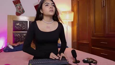 ainara_dolls online show from 6, 1, 2026