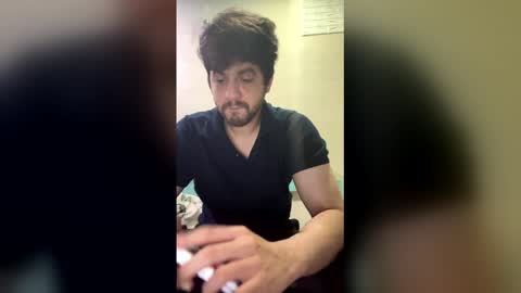 airahdhawan2 online show from 4, 4, 2026