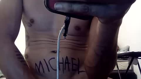 Snapshot of aisenotes chatting on 9, 10, 2025 aisenotes online show from 9, 10, 2025