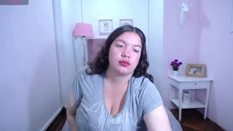 Snapshot of aisha_beneth chatting on 11, 2, 2025 online show from 11, 2, 2025