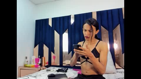 Aisha online show from 11, 10, 2025