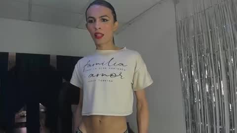 Snapshot of aisha_hotts777 chatting on 28, 5, 2026 Aisha online show from 28, 5, 2026