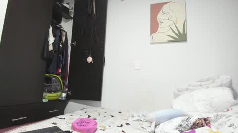 Katie   online show from 4, 2, 2025