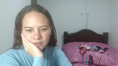 Snapshot of aishafuckaas chatting on 17, 10, 2025 aishafuckaas online show from 17, 10, 2025