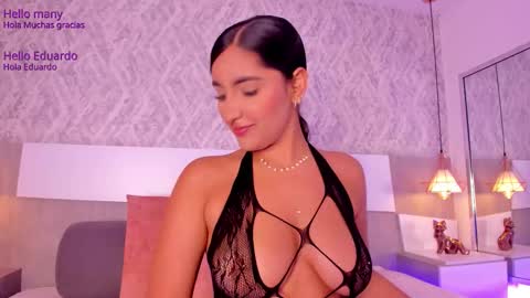 Snapshot of aishapeyton chatting on 25, 10, 2025 Aisha online show from 25, 10, 2025