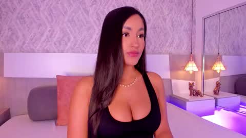 Snapshot of aishapeyton chatting on 5, 11, 2025 Aisha online show from 5, 11, 2025