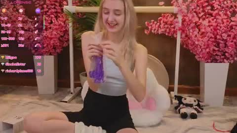 aishiro online show from 27, 2, 2025