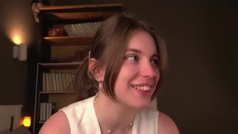 Snapshot of aislyfarran chatting on 24, 6, 2026 Aliza online show from 24, 6, 2026