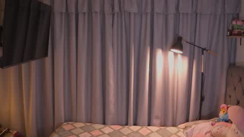 Snapshot of aitana_jhons chatting on 9, 7, 2026 Aitana Jhons online show from 9, 7, 2026