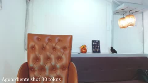 Snapshot of aitanarus chatting on 18, 1, 2025 Ahitana Russ online show from 18, 1, 2025