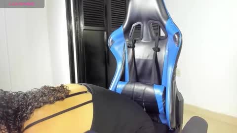 Aixa Burgos online show from 10, 10, 2025