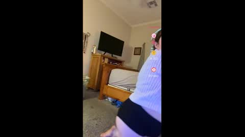 Snapshot of ajsquirts chatting on 31, 10, 2025 ajsquirts online show from 31, 10, 2025