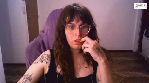 Veronica Akame 3 online show from 14, 4, 2026