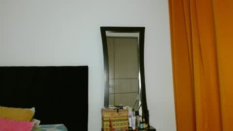 Snapshot of akanekihm chatting on 17, 6, 2026 MIRANDA online show from 17, 6, 2026