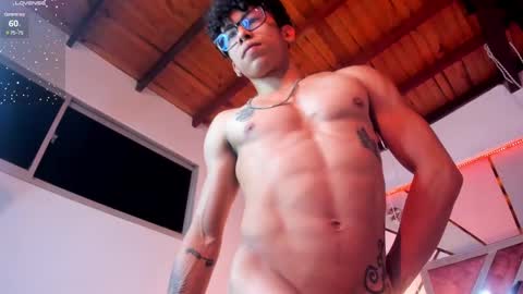 akazaboy online show from 8, 3, 2025