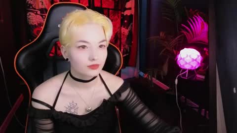 Akemi online show from 9, 3, 2025