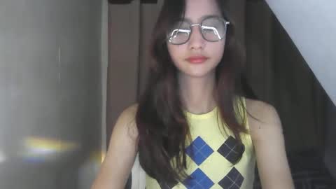 akira_z101 online show from 13, 2, 2025