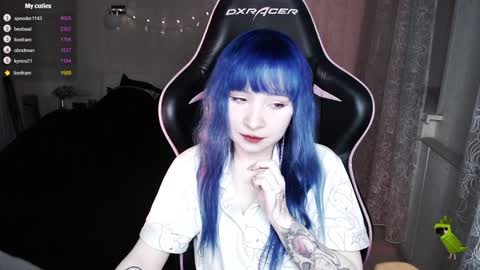 akirahartyx online show from 21, 1, 2025