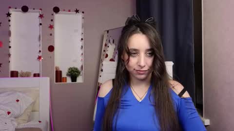 help me reach 25 thumbs up online show from 16, 10, 2025