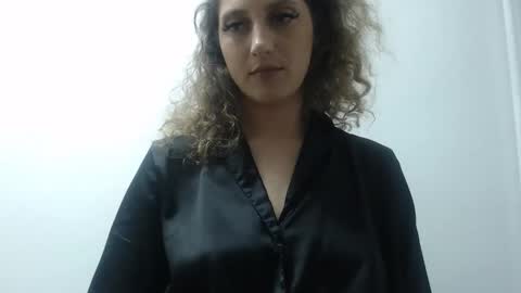 Snapshot of akyragrace chatting on 12, 5, 2026 akyragrace online show from 12, 5, 2026