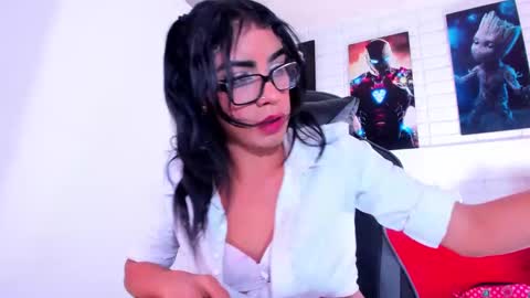 Snapshot of alahia__rodriguez chatting on 7, 12, 2024 Alahia Rodriguez online show from 7, 12, 2024