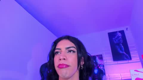 Snapshot of alahia__rodriguez chatting on 16, 1, 2025 Alahia Rodriguez online show from 16, 1, 2025