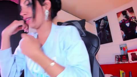 Snapshot of alahia__rodriguez chatting on 6, 3, 2025 Alahia Rodriguez online show from 6, 3, 2025