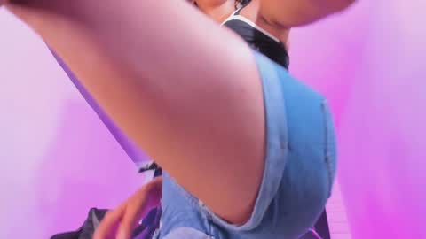 Snapshot of alahia__rodriguez chatting on 26, 9, 2025 Alahia Rodriguez online show from 26, 9, 2025