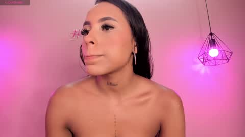 Alahia  online show from 7, 2, 2025