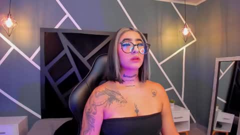 Snapshot of alahia_dangelo_ chatting on 27, 9, 2025 ALAHIA online show from 27, 9, 2025