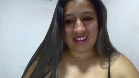 Snapshot of alahia_fox chatting on 13, 1, 2025 alahia online show from 13, 1, 2025