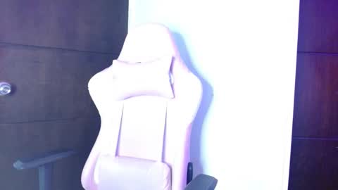 Alahia sweet official online show from 20, 10, 2025