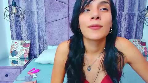 Snapshot of alahiaevansz chatting on 4, 2, 2026 AlahiaEvansz online show from 4, 2, 2026