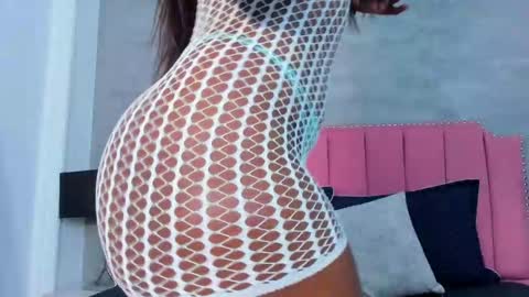 alaia_colins online show from 26, 9, 2025