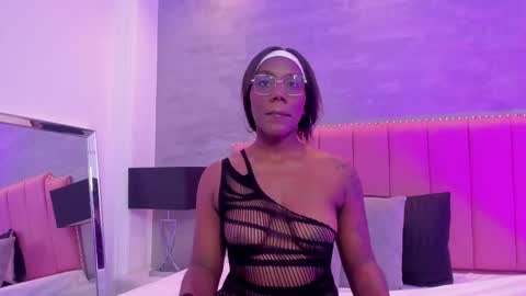 alaia_colins online show from 18, 10, 2025