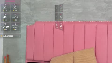 alaia_colins online show from 3, 2, 2026