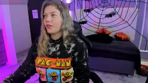 Alaia online show from 17, 10, 2025