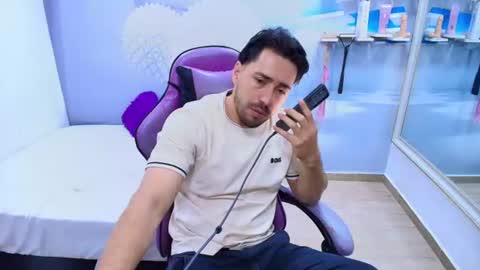 Snapshot of alan_allexander chatting on 17, 6, 2026 ALAN online show from 17, 6, 2026