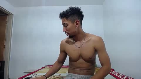 Snapshot of alan_gay chatting on 31, 10, 2025 Alan online show from 31, 10, 2025