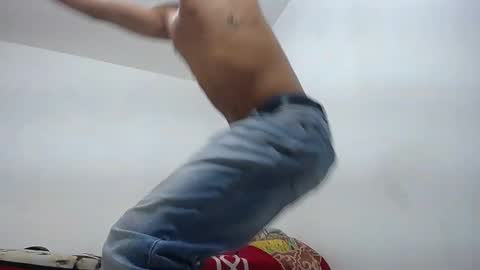 Snapshot of alan_gay chatting on 19, 11, 2025 Alan online show from 19, 11, 2025