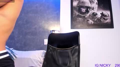 alan_morrys online show from 6, 1, 2025