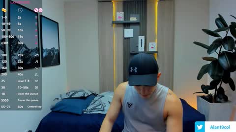 Alan  Kevin can we reach 100 thumbs up please guys  online show from 13, 3, 2026