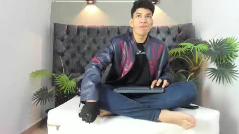 Alan online show from 5, 10, 2025