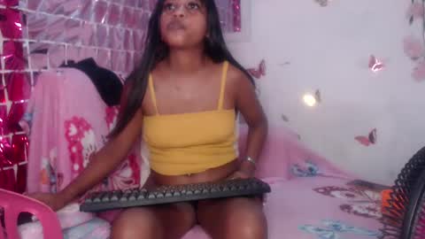 Snapshot of alana_2024 chatting on 17, 9, 2025 Working hours pm to am every day online show from 17, 9, 2025